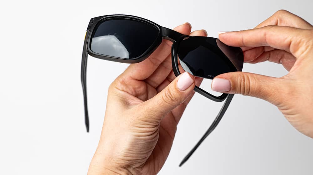 installing replacement sunglass lenses