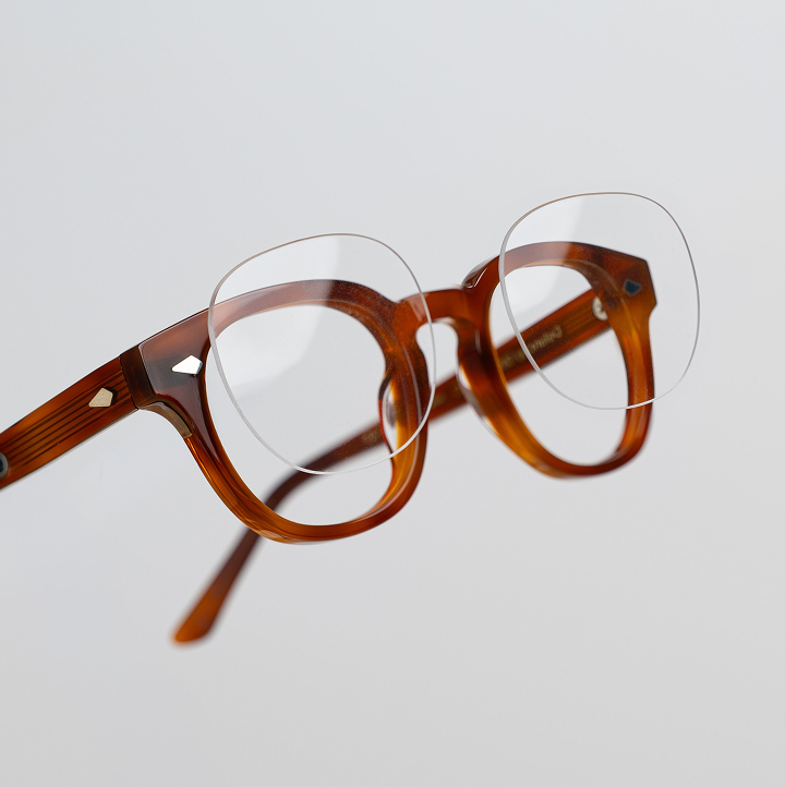 Turn Any Frames Into Progressives